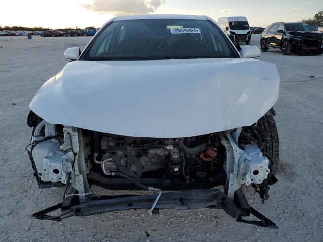 4T1G11AK0PU825343 - 2023 TOYOTA CAMRY SE NIGHT SHADE WHITE photo 5