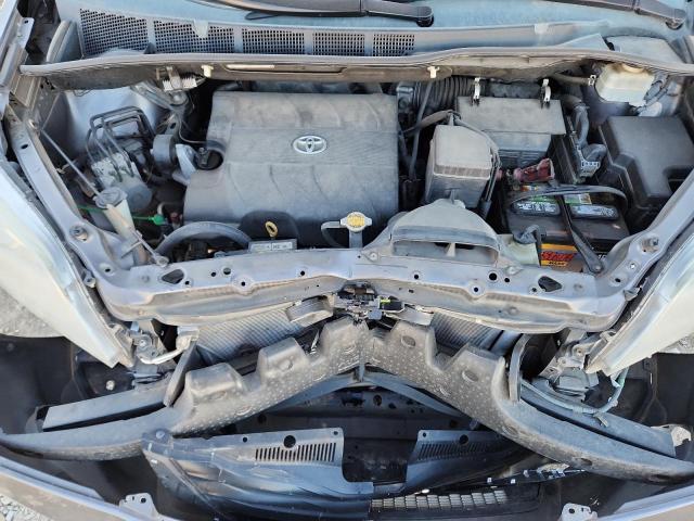 5TDKK3DC2BS079213 - 2011 TOYOTA SIENNA LE 灰色 照片 12