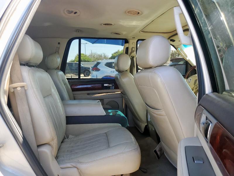 5LMFU28R33LJ13420 - 2003 LINCOLN NAVIGATOR 棕色 照片 11