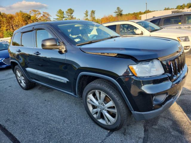 1C4RJFAGXDC574404 - 2013 JEEP GRAND CHEROKEE LAREDO BLACK photo 4