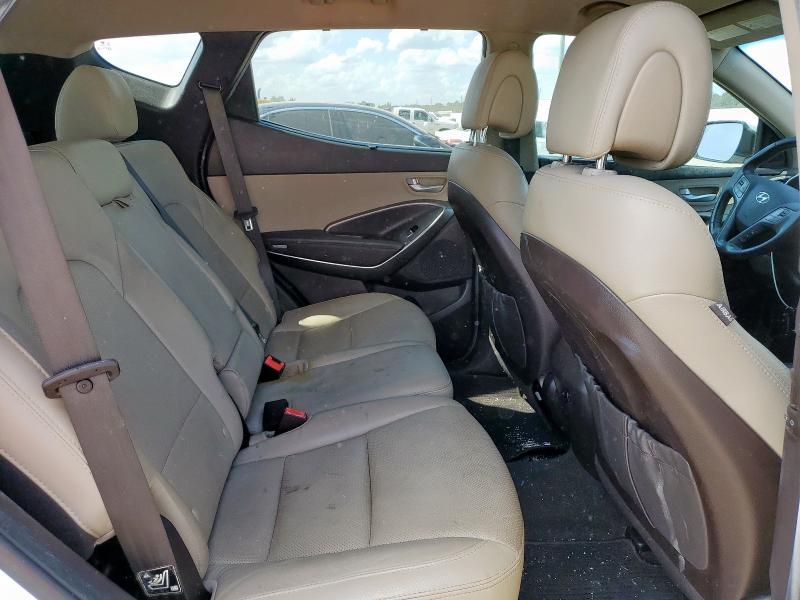 5NMZU3LB2HH034835 - 2017 HYUNDAI SANTA FE S WHITE photo 10