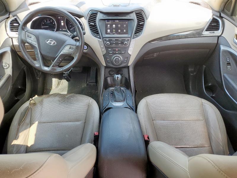 5NMZU3LB2HH034835 - 2017 HYUNDAI SANTA FE S WHITE photo 8