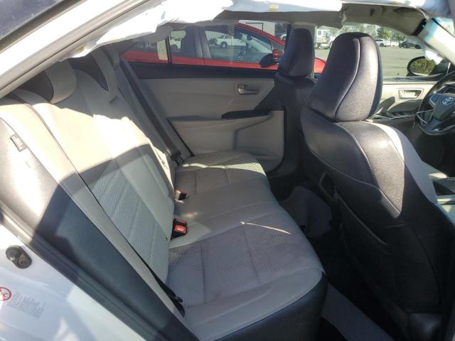 4T1BF1FK8GU571160 - 2016 TOYOTA CAMRY LE 白色 照片 10