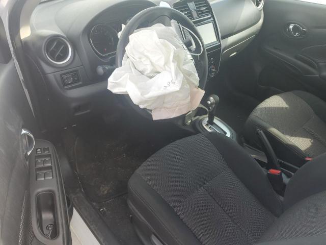 3N1CN7AP3KL826479 - 2019 NISSAN VERSA S 白色 照片 8