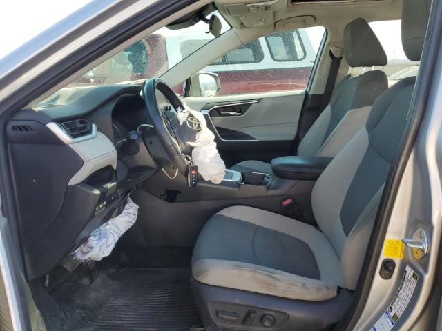 2T3RWRFV2LW057636 - 2020 TOYOTA RAV4 XLE SILVER photo 14