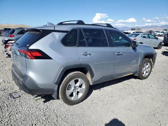 2T3RWRFV2LW057636 - 2020 TOYOTA RAV4 XLE SILVER photo 5