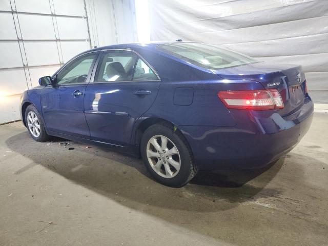 4T1BF3EK7BU735911 - 2011 TOYOTA CAMRY BASE Bleu photo 2