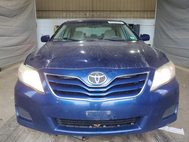 4T1BF3EK7BU735911 - 2011 TOYOTA CAMRY BASE Bleu photo 5