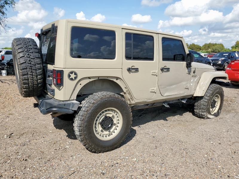 1C4HJWDG8JL852932 - 2018 JEEP WRANGLER U SPORT Коричневый фото 3