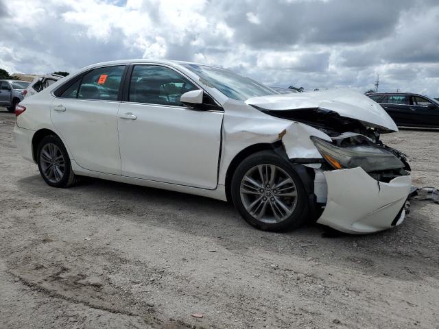 4T1BF1FK1GU123021 - 2016 TOYOTA CAMRY LE WHITE photo 4