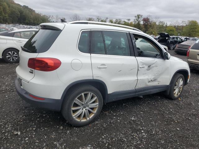 WVGBV7AX6GW592201 - 2016 VOLKSWAGEN TIGUAN S WHITE photo 3