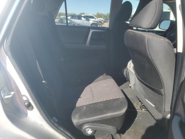 JTEBU5JR1D5144474 - 2013 TOYOTA 4RUNNER SR5 银色 照片 11