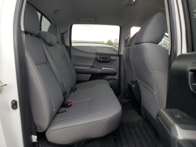 5TFDZ5BN1GX009613 - 2016 TOYOTA TACOMA DOUBLE CAB WHITE photo 10