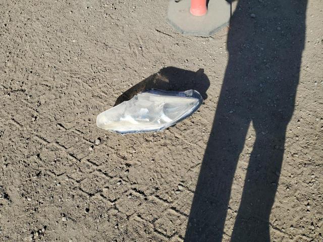 2T1BU4EE0BC703244 - 2011 TOYOTA COROLLA BASE Ақ фото 12