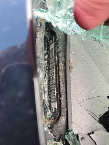 1GCHC23224F217880 - 2004 CHEVROLET SILVERADO C2500 HEAVY DUTY BLACK photo 12