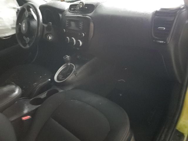 KNDJP3A50E7712910 - 2014 KIA SOUL + GREEN photo 8