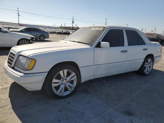 1995 MERCEDES-BENZ E 320 BASE, 