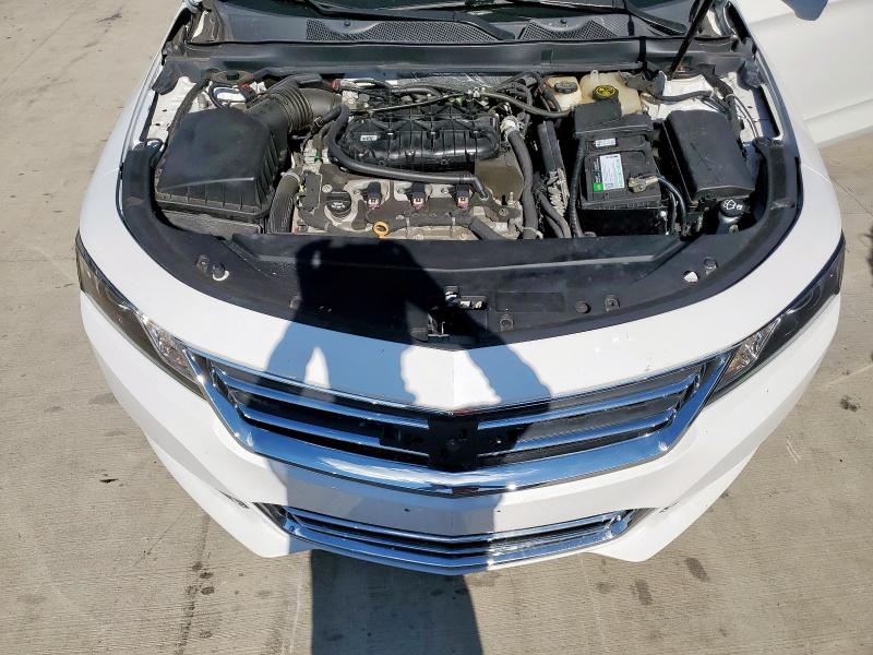 2G1105S34J9118268 - 2018 CHEVROLET IMPALA LT 白色 照片 11