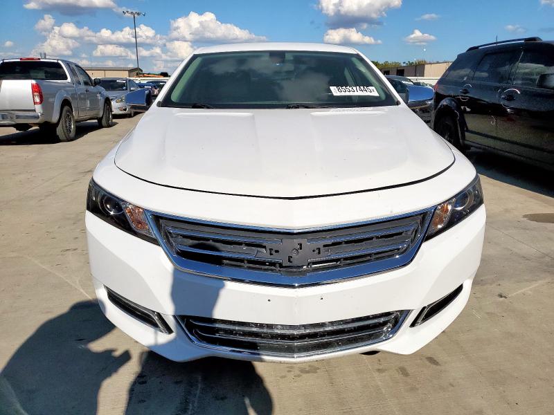 2G1105S34J9118268 - 2018 CHEVROLET IMPALA LT 白色 照片 5