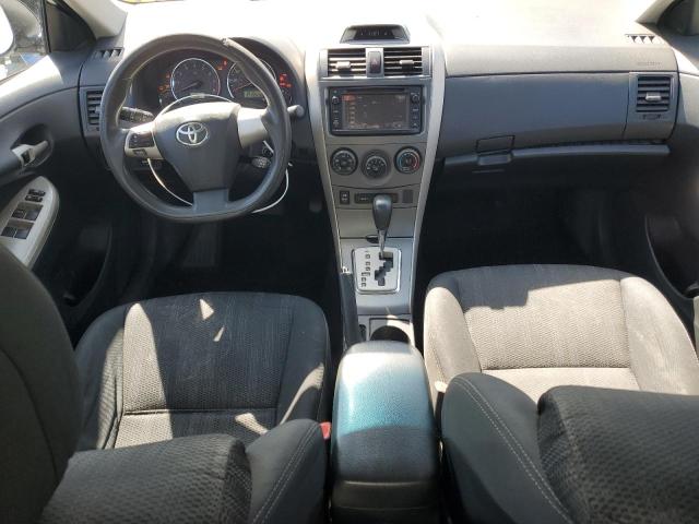 5YFBU4EE2DP180490 - 2013 TOYOTA COROLLA BASE أبيض صورة 8