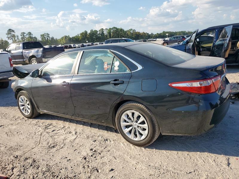 4T4BF1FK2FR502372 - 2015 TOYOTA CAMRY LE BLUE photo 2