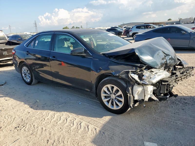 4T4BF1FK2FR502372 - 2015 TOYOTA CAMRY LE BLUE photo 4