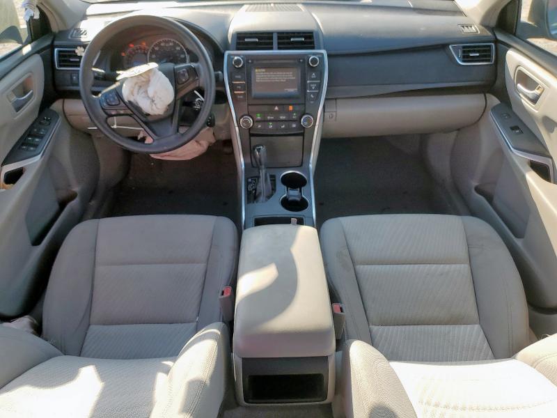 4T4BF1FK2FR502372 - 2015 TOYOTA CAMRY LE BLUE photo 8