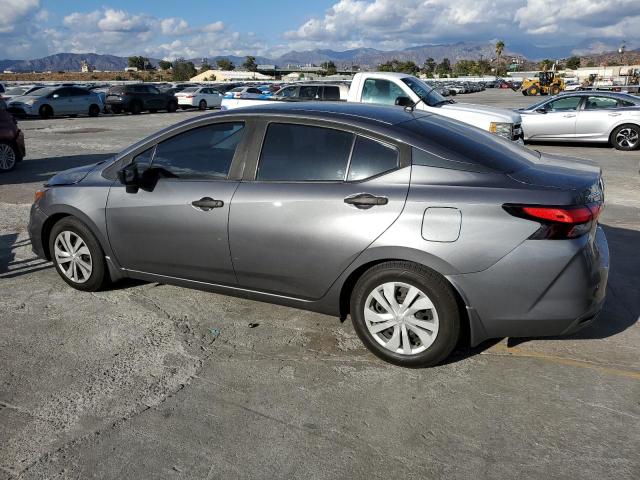 3N1CN8DV2LL903067 - 2020 NISSAN VERSA S Сұр фото 2