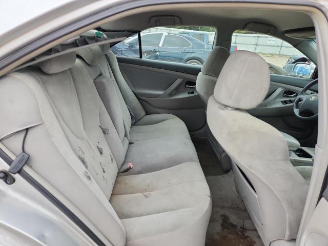 4T1BE46K79U367652 - 2009 TOYOTA CAMRY BASE SILVER photo 10