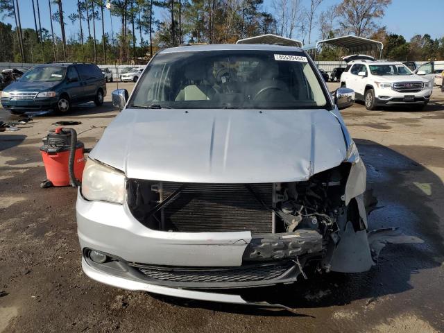 2A4RR8DG3BR799021 - 2011 CHRYSLER TOWN & COU TOURING L SILVER photo 5