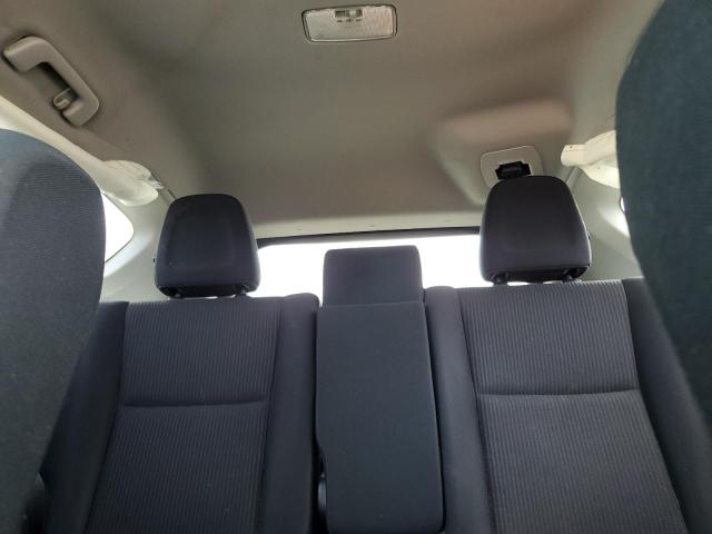 JTMZFREV8JJ749106 - 2018 TOYOTA RAV4 LE თეთრი ფოტო 10