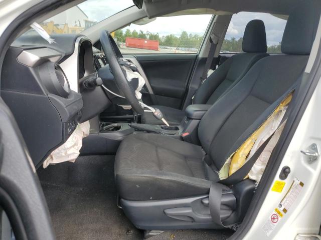 JTMZFREV8JJ749106 - 2018 TOYOTA RAV4 LE თეთრი ფოტო 7