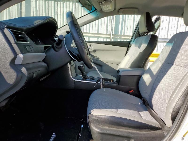 4T1BF1FK7HU695390 - 2017 TOYOTA CAMRY LE WHITE photo 7