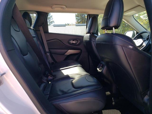 1C4PJMCS5HW579771 - 2017 JEEP CHEROKEE LATITUDE WHITE photo 11