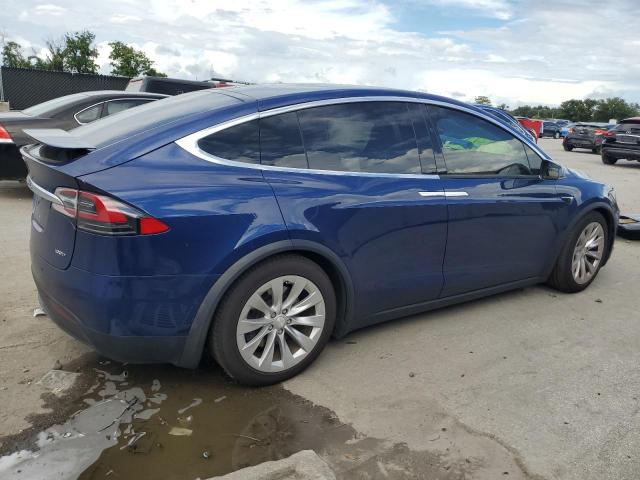 5YJXCBE28KF151653 - 2019 TESLA MODEL X ლურჯი ფოტო 3