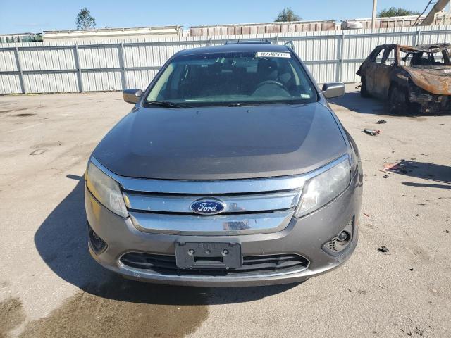 3FAHP0HA3CR306907 - 2012 FORD FUSION SE GRAY photo 5