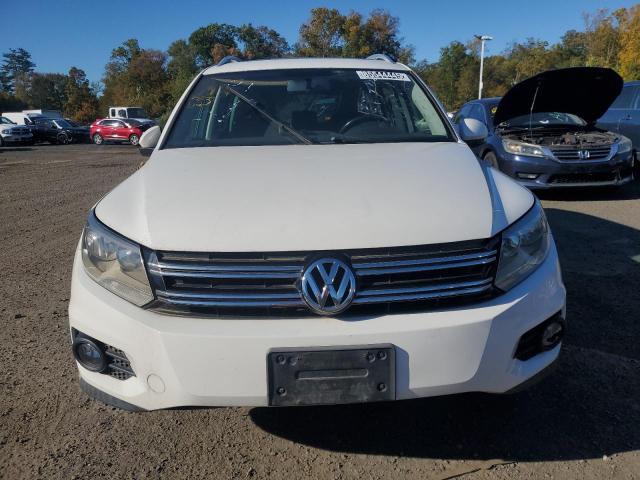 WVGBV7AX8DW549720 - 2013 VOLKSWAGEN TIGUAN S WHITE photo 5