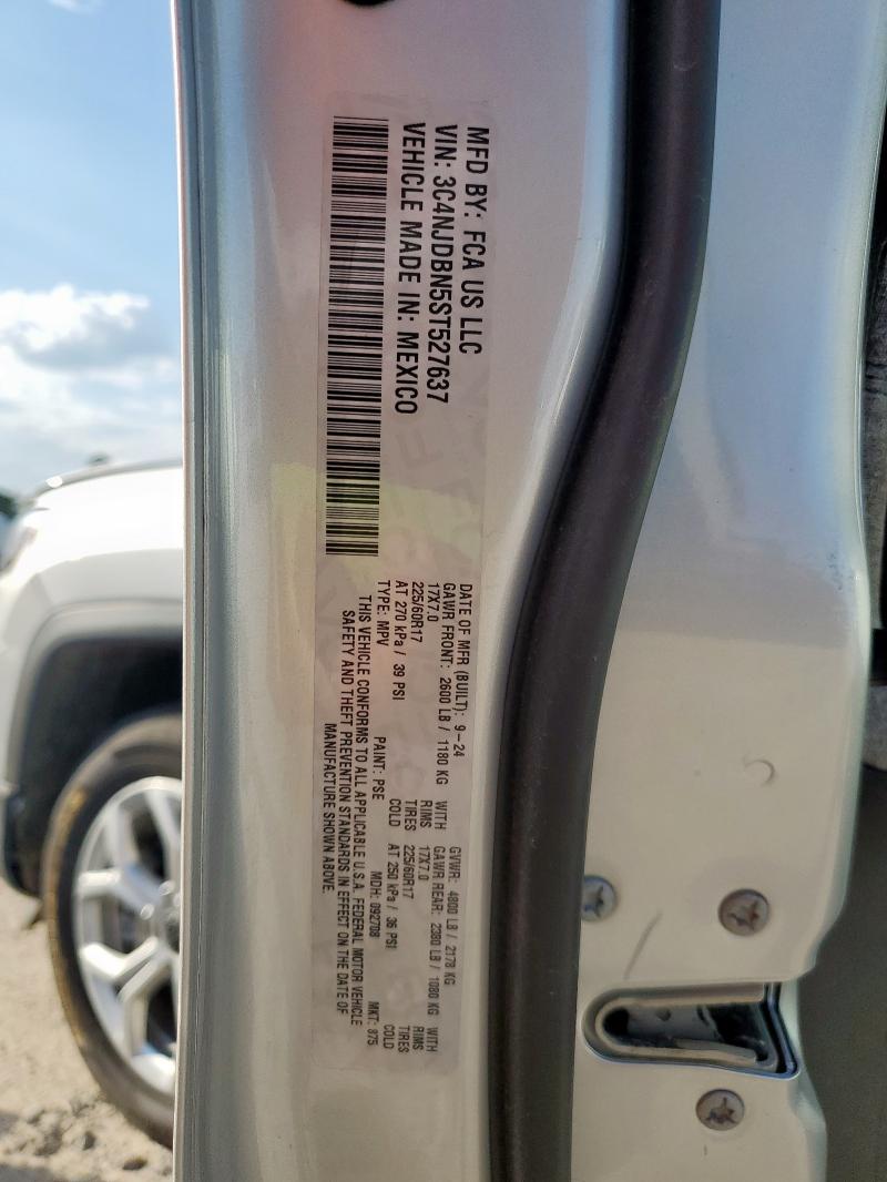 3C4NJDBN5ST527637 - 2025 JEEP COMPASS LATITUDE Argent photo 13