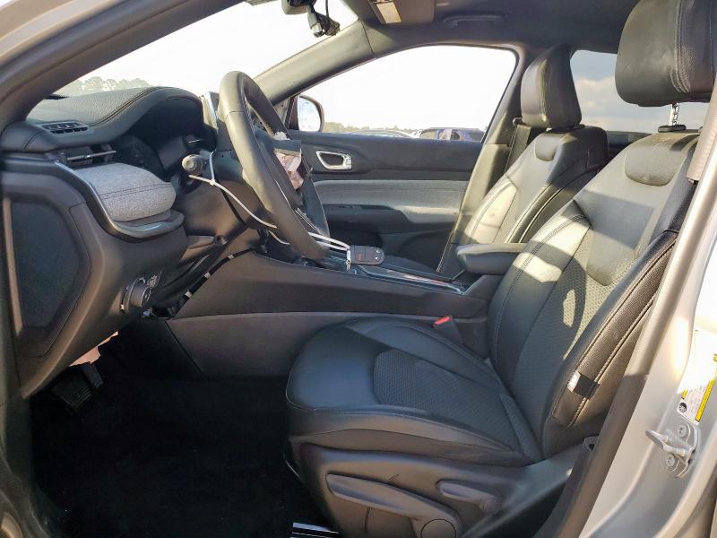 3C4NJDBN5ST527637 - 2025 JEEP COMPASS LATITUDE Argent photo 7