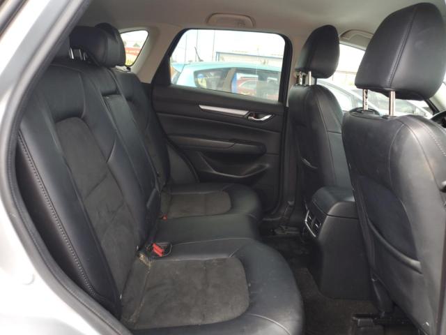 JM3KFACM9J0346441 - 2018 MAZDA CX-5 TOURING SILVER photo 11