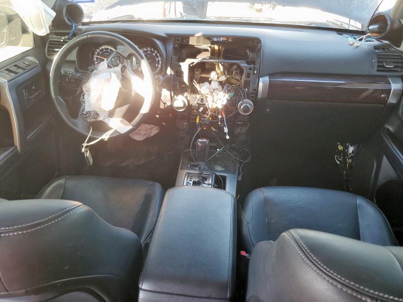 JTEZU5JR8F5106693 - 2015 TOYOTA 4RUNNER SR5 BLACK photo 8