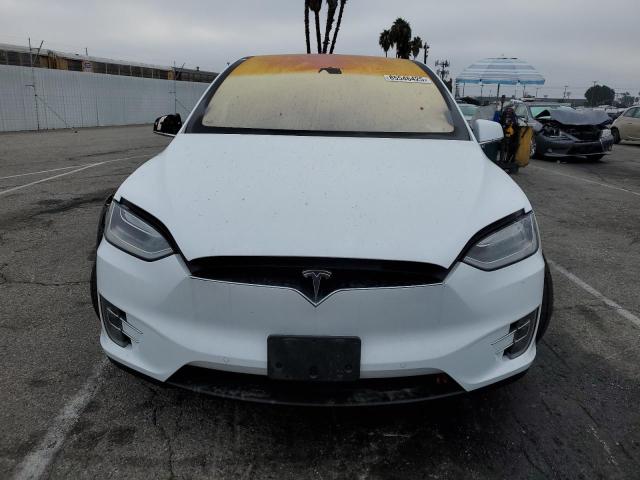 5YJXCBE24GF020243 - 2016 TESLA MODEL X WHITE photo 5