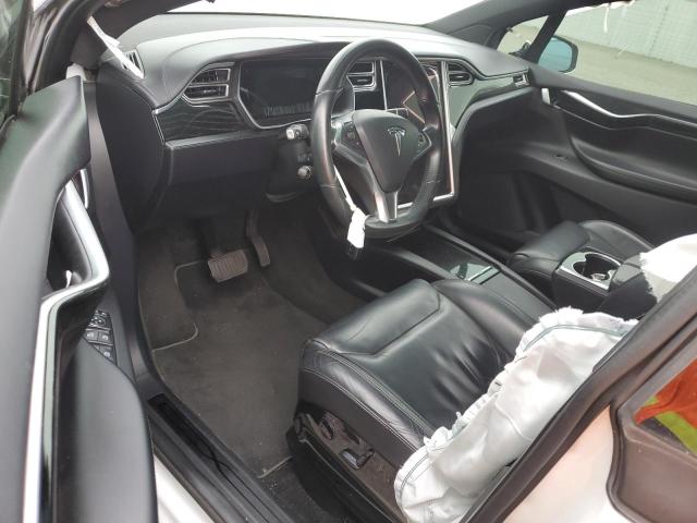 5YJXCBE24GF020243 - 2016 TESLA MODEL X WHITE photo 8