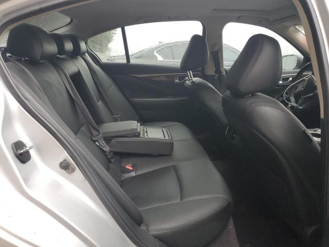 JN1EV7AP4JM356556 - 2018 INFINITI Q50 LUXE Srebrny zdjęcie 10