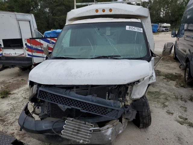 1GBJG31U831197716 - 2003 CHEVROLET EXPRESS G3 白色 照片 5