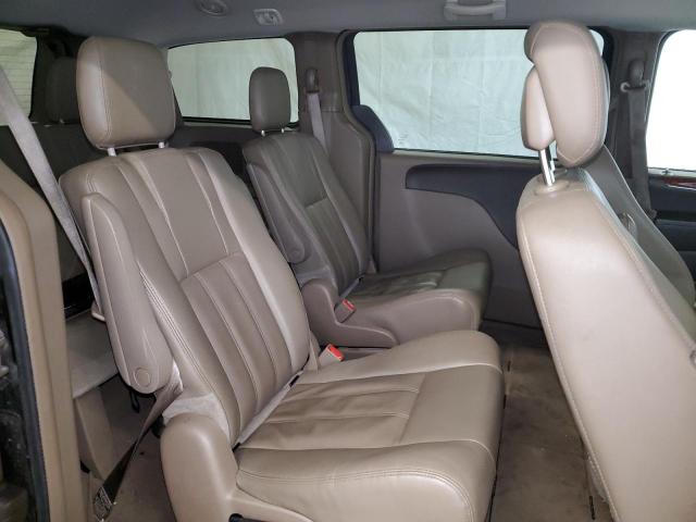 2C4RC1BG7GR212795 - 2016 CHRYSLER TOWN & COU TOURING CHARCOAL photo 11