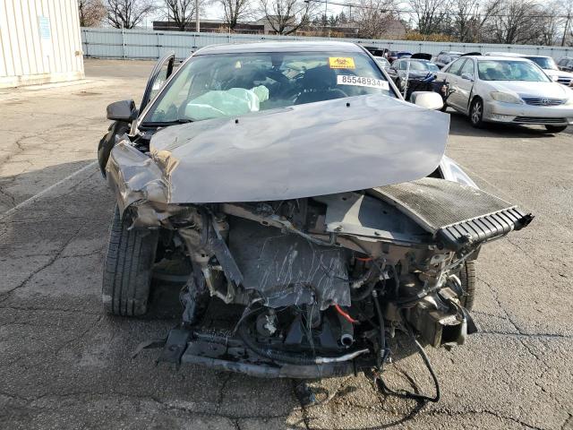 1G1ZC5E14BF252078 - 2011 CHEVROLET MALIBU 1LT Сұр фото 5