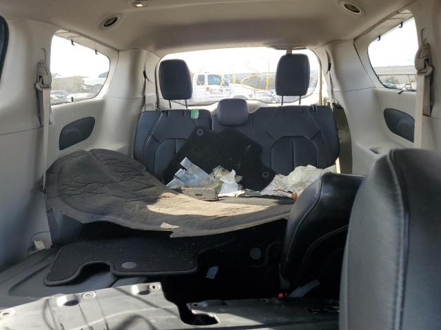 2C4RC1BG6JR317903 - 2018 CHRYSLER PACIFICA TOURING L GRAY photo 10