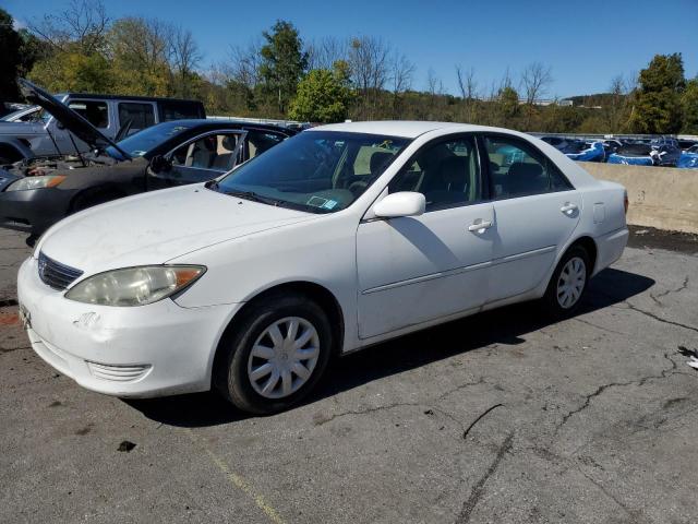 2005 TOYOTA CAMRY LE, 