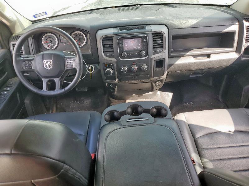 1C6RR6FG9MS527007 - 2021 RAM 1500 CLASS TRADESMAN Biały zdjęcie 8